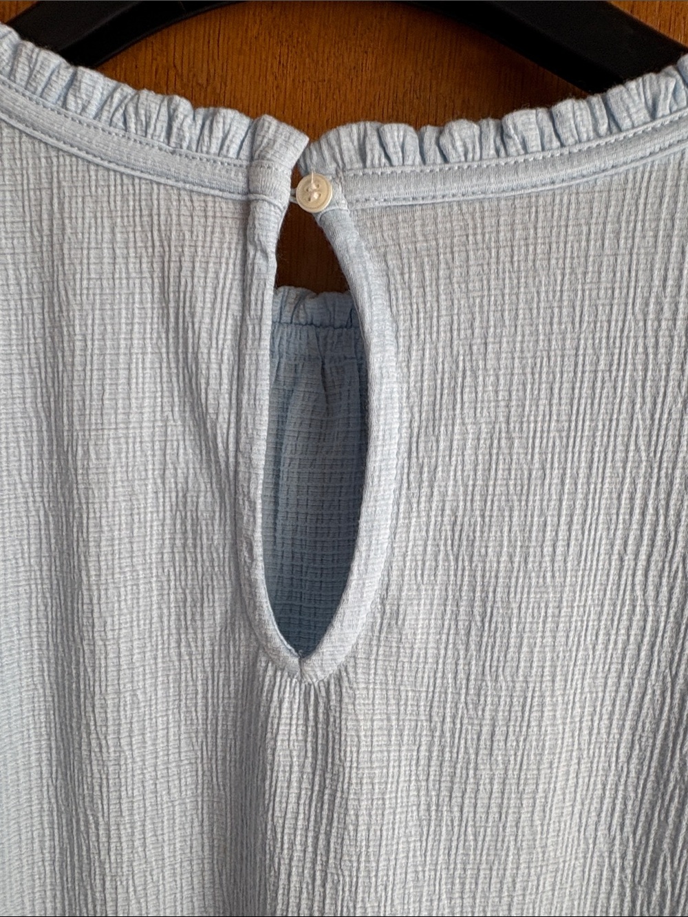LOFT Pale Blue Ruffled Crewneck Short Sleeve Blouse - Picture 5 of 6